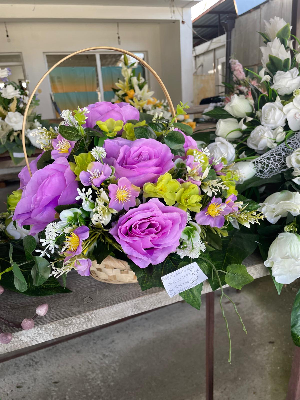 Aranžman za lijes rozo