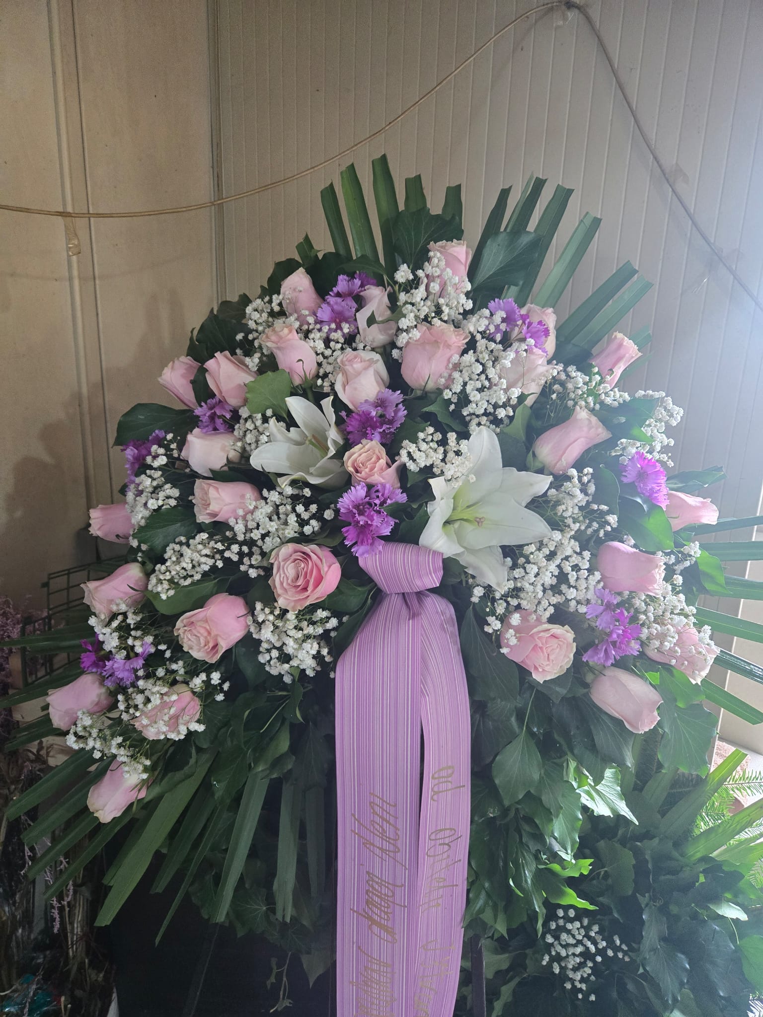 Aranžman za lijes rozo