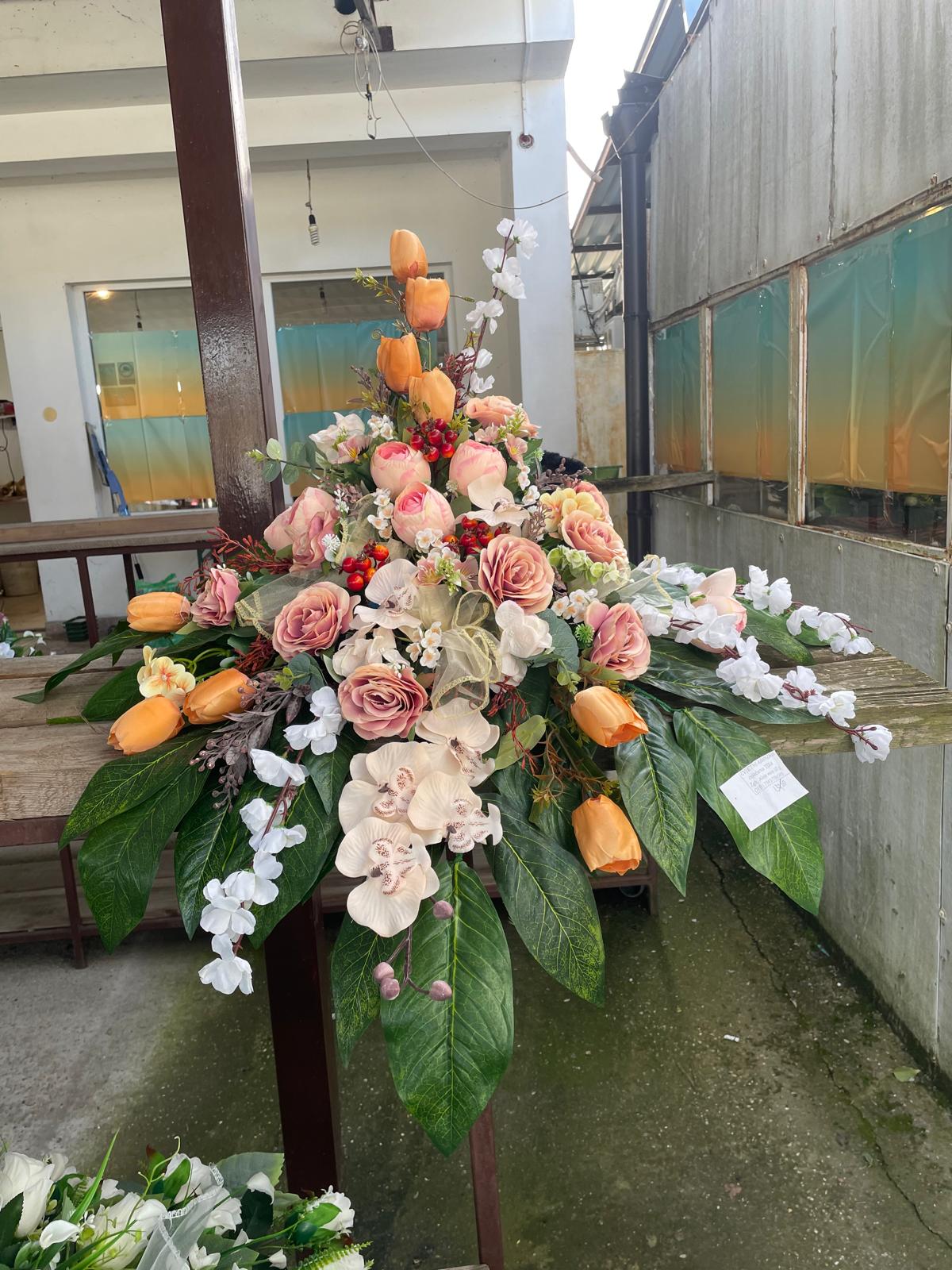 Aranžman za lijes crveno