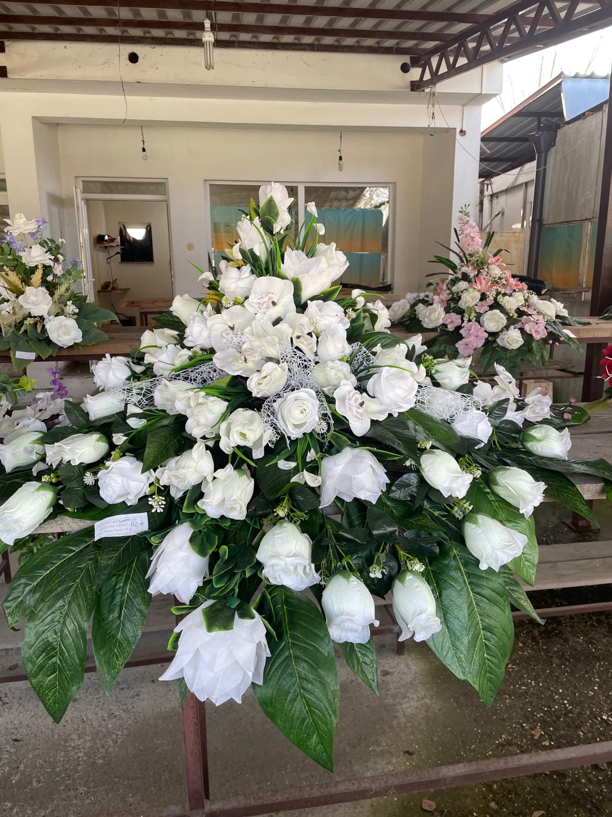 Aranžman za lijes crveno